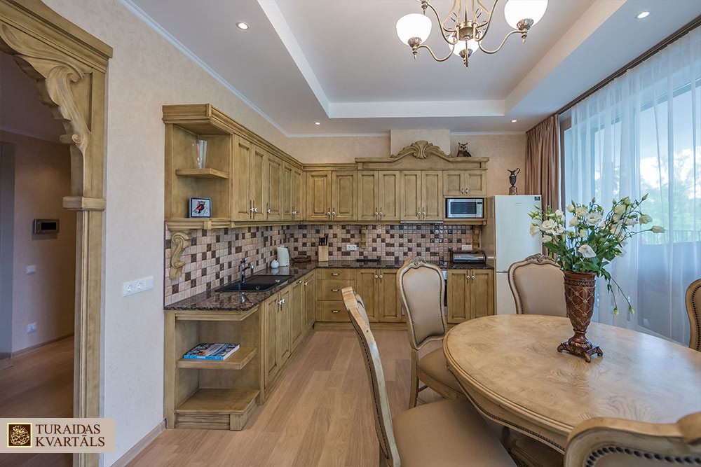 turaidas_kvartals_apartament_kuhnja_01