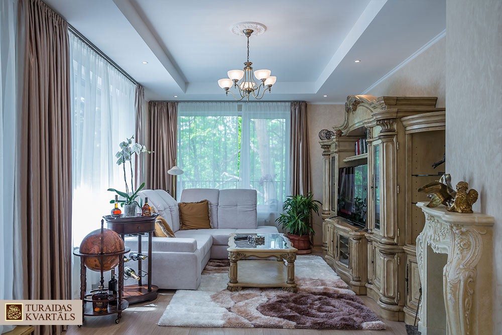 turaidas_kvartals_apartament_gostinaja_01